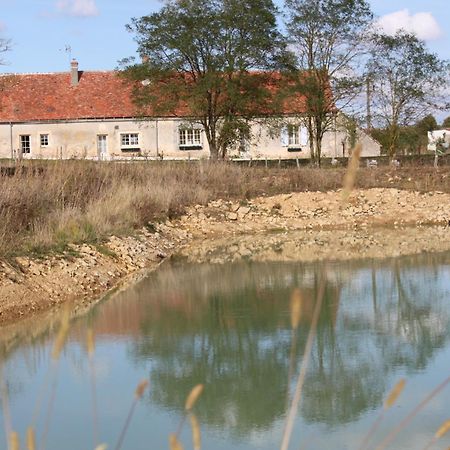 Gite De La Maison Fort Vereaux Eksteriør bilde