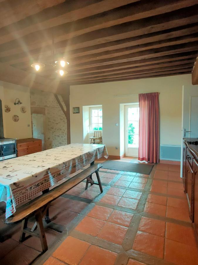Gite De La Maison Fort Vereaux Eksteriør bilde