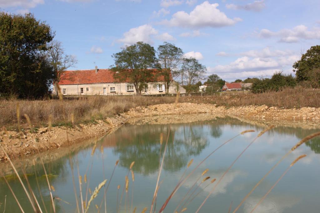 Gite De La Maison Fort Vereaux Eksteriør bilde